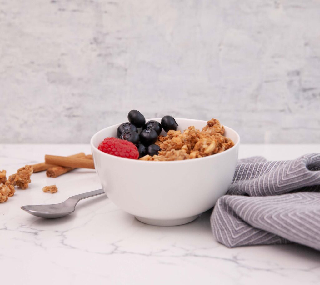 Carbonaut Cinnamon Apple Crumble Granola – 283 g