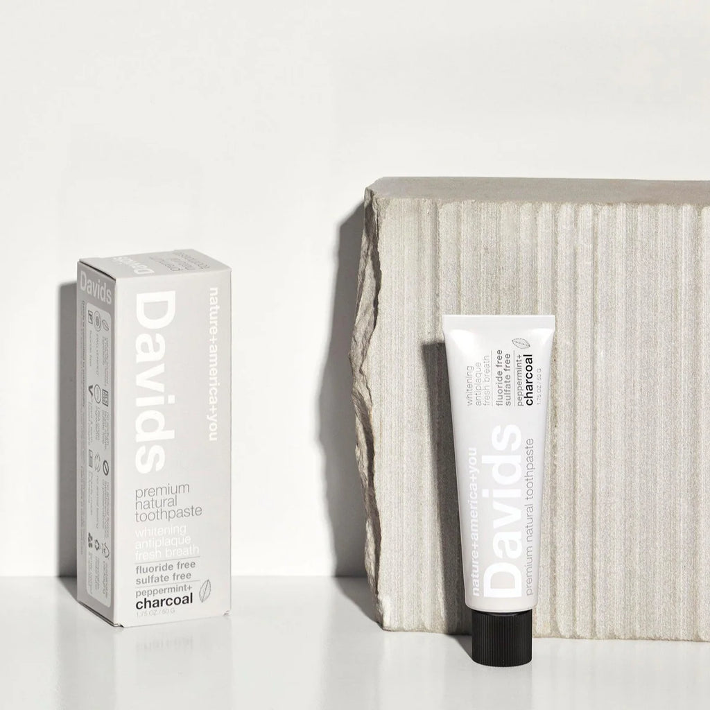 Davids Peppermint Charcoal Premium Natural Toothpaste – 149 g