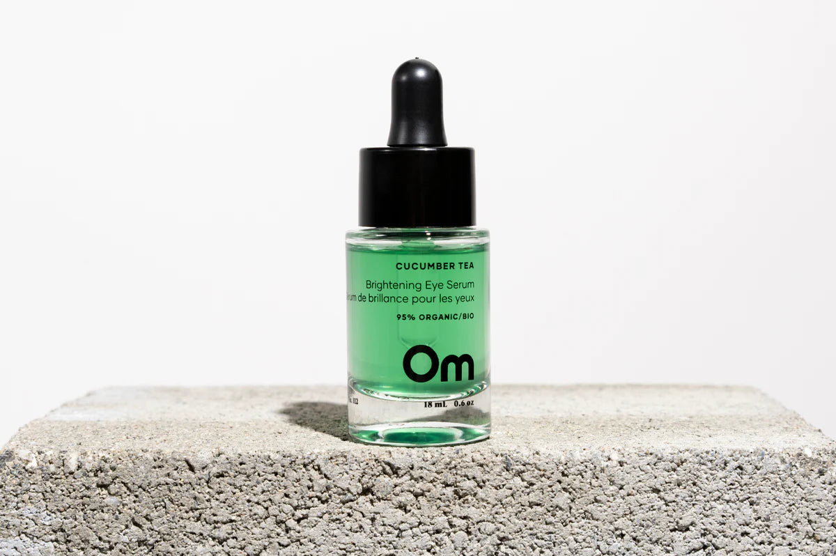 Om Organics Cucumber Tea Brightening Eye Serum – 18 mL