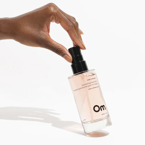 Om Organics Pink Coconut Hydrating Face Mist – 105 mL